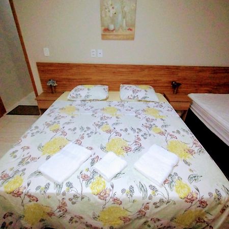 Pouso Oliveira Suites São João Batista do Glória Buitenkant foto